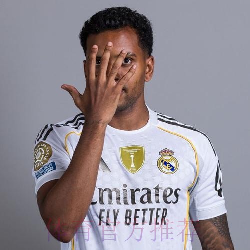 罗马诺:罗德里戈在皇马非常开心 没有离队计划 罗马诺:罗德里戈在皇马非常开心 没有离队计划